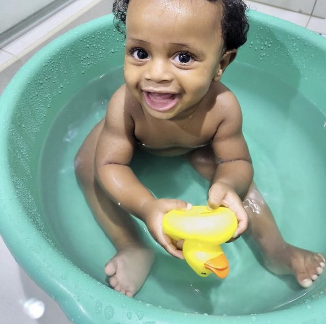 Wizkid is broke but that toy this child hold so cost pass everything wey dey your papa parlor…