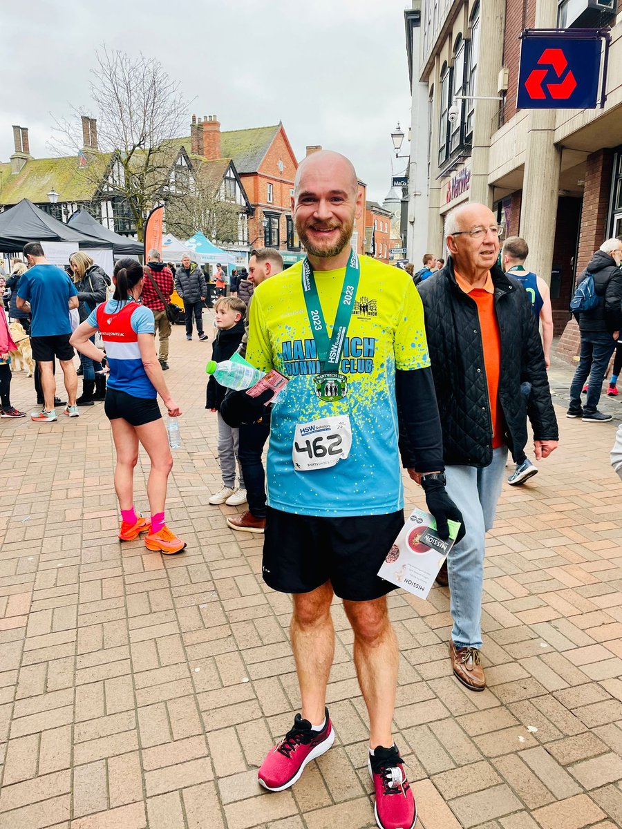 JimGrange's tweet photo. Great fun running the Nantwich 10k today, and another PB too - 44min 16sec official time. First time sub-45mins. Really chuffed with that! #KeeleRunningClub https://t.co/pXtOt7LjV3