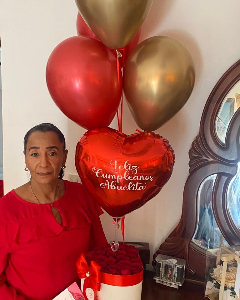 Eres la mayor bendicion que Dios me ha regalado en esta vida y siempre te deseare lo mejor sobre todo salud para seguir disfrutandote muchos años mas. Eres la mejor amiga y consejera. Te amo. Feliz cumpleaños. 

#happybirthday 
#mamimona😍