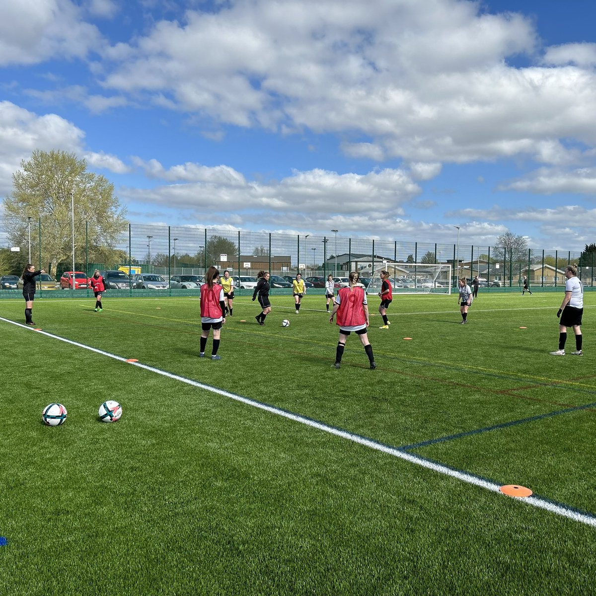 IvesTownLadies's tweet photo. With no game for us we're on the road to support @Ivesseconds as they take on Swavesey. 

#UpTheIves
🤍🖤 https://t.co/3E2DA8jQcn