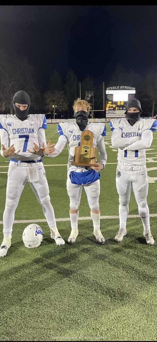 CB1_TheFiend's tweet photo. 🚨PREDICTION🚨

2025’ 5🌟 QB Cutter Boley

@sorkness_troy-KENTUCKY
@cb1_thefiend-KENTUCKY

#2 ranked QB in the 2025, also from Lexington, KY‼️👀

58/63🔮 https://t.co/58tpbiUb95