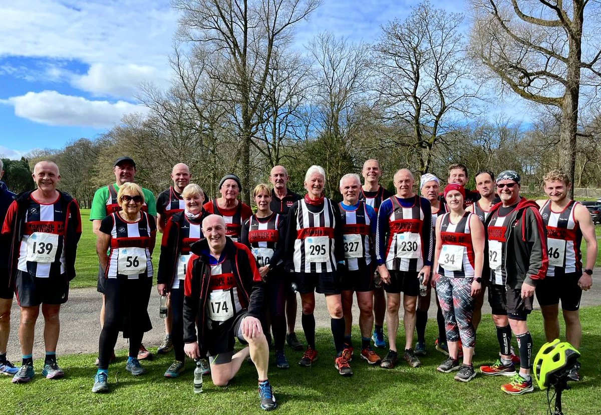 mickhughes75's tweet photo. Mixing it up and getting amongst it with a trail race at Brun Valley this morning! Decent team turnout, support and atmosphere as well โซ๏ธโช๏ธ๐ด #trail #Brunvalley #teamtac #trawdenac https://t.co/2MYgmEVjBh