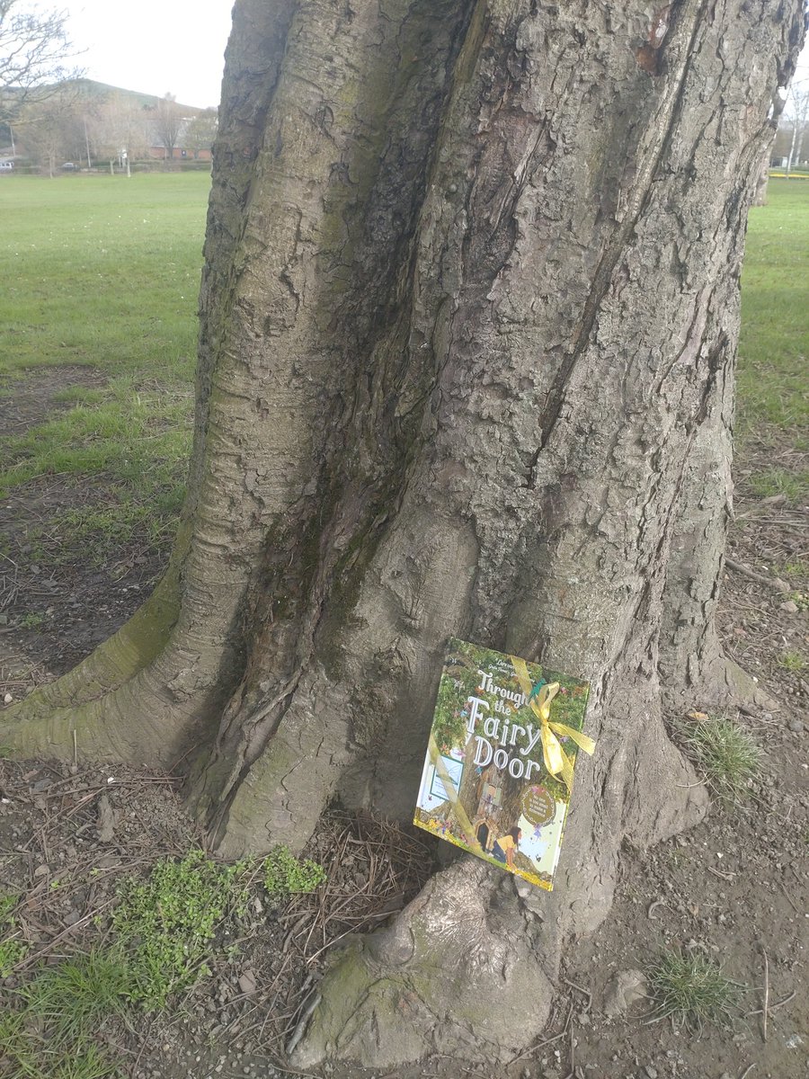 _AnnaBlight's tweet photo. The Book Fairies are sharing copies of Through the Fairy Door today! What a perfect book for us to hide. Who will be lucky enough to spot the 2 copies at Pontefract park?

#ibelieveinbookfairies #TBFFairyDoor #TBFMagicCat #throughthefairydoor #GabbyDawnay #LarsVanDeGoor https://t.co/aiGcUwm5HB