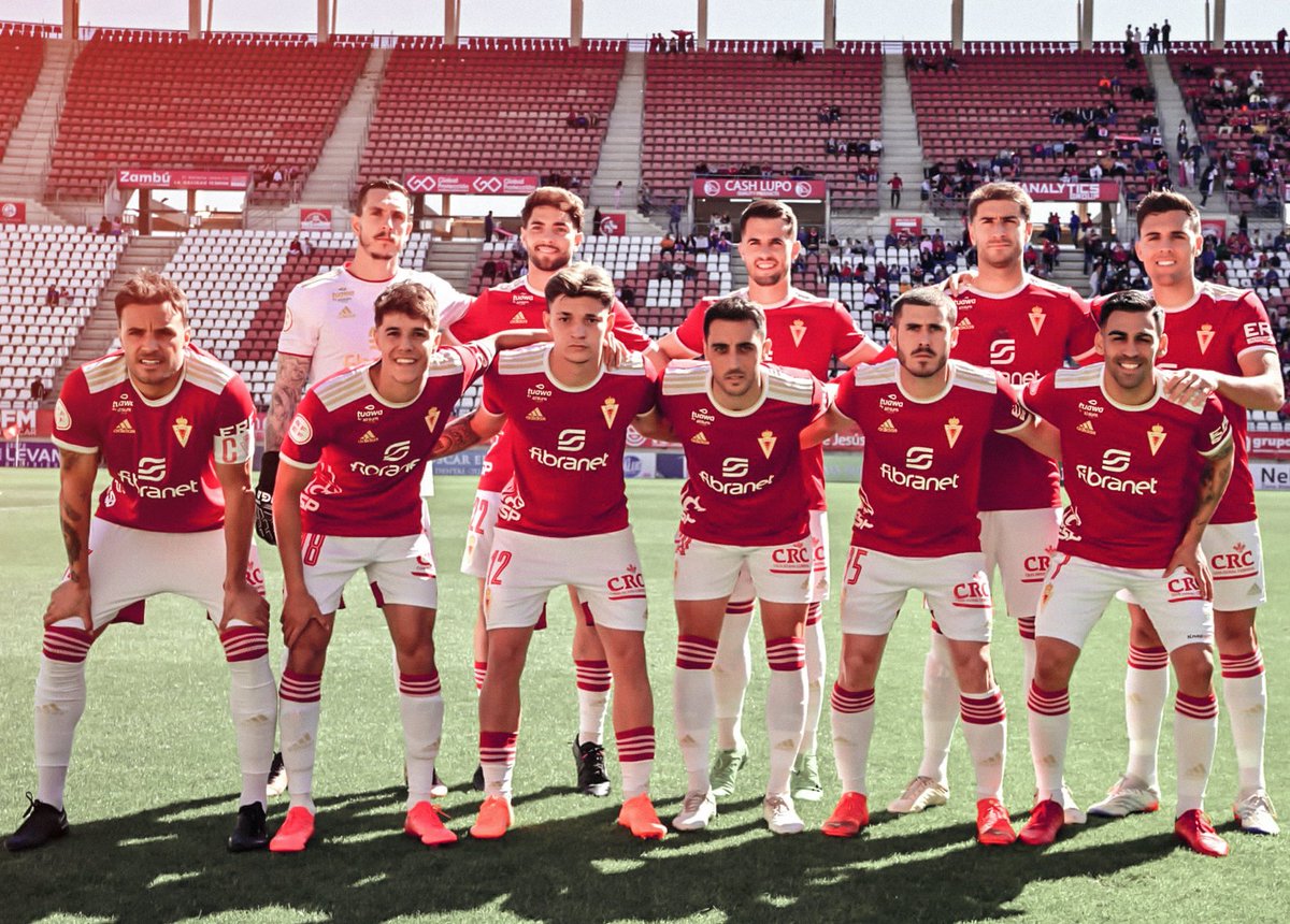 Joaocosta_24's tweet photo. Partidazo de todo el equipo, SEGUIMOS @realmurciacfsad  #hastaelfinal ➕3️⃣🔴⚪🙏🙌🔥

#JoãoCosta24 #RealMurciaCF #NGASoccer https://t.co/cOIlHf0IZx