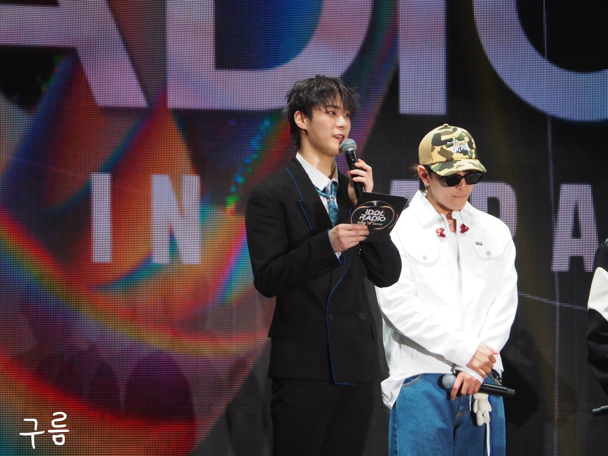 moon_astro__'s tweet photo. 20230402
IDOL RADIO

#아스트로  #ASTRO
#문빈　#산하 #ムンビン #サナ #MOONBIN_SANHA
#IDOL_RADIO_LIVE_IN_JAPAN https://t.co/WFmP7yycgS