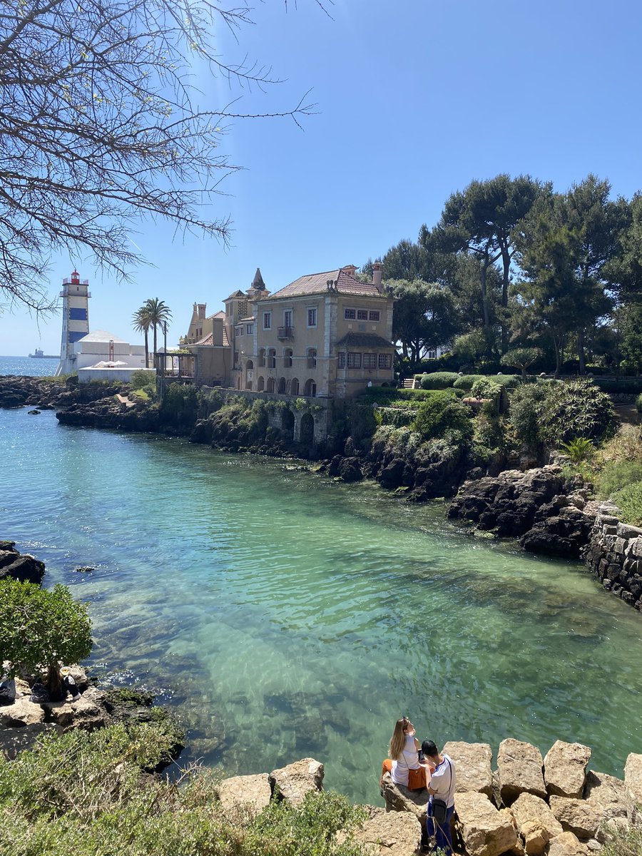 deidarraa's tweet photo. Cascais, au Portugal c’est d’une beauté mais je suis tombée amoureuse de la ville bye https://t.co/JLGzIEeftE