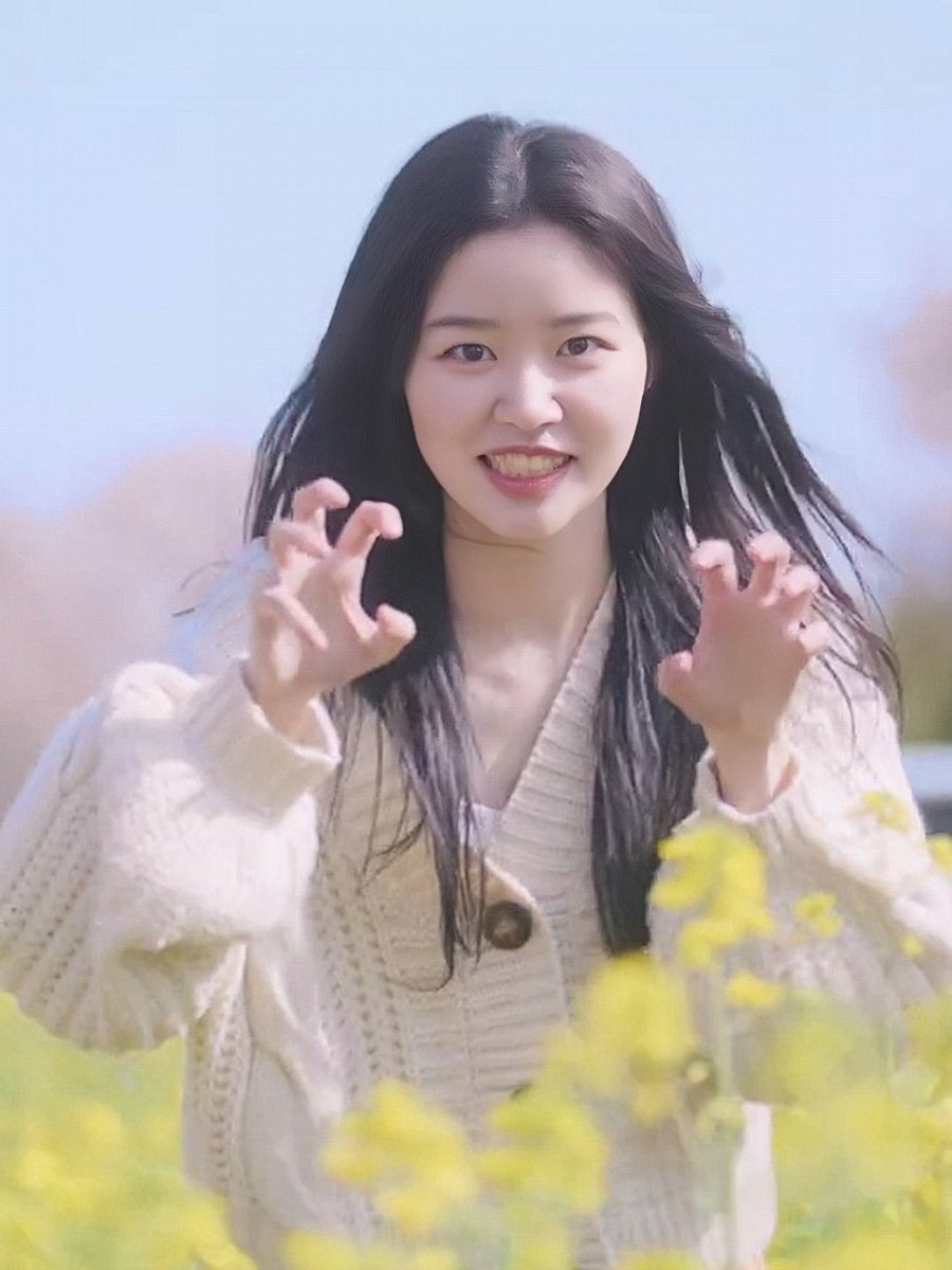 abmoondang3's tweet photo. 🐯🍀

#Spring_of_mine #유빈 #YUBIN  #ARTBEAT https://t.co/V4igKITWV5