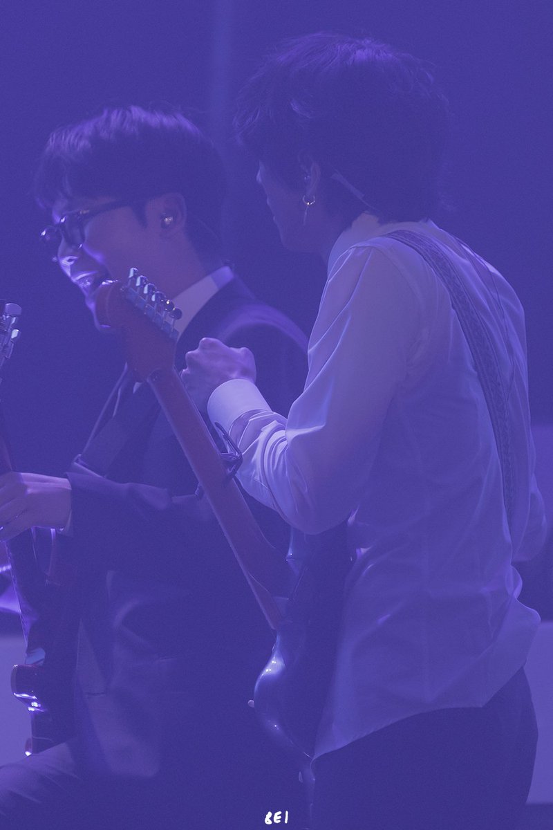 230401 도킹 광주 #이승윤
인이어를 뚫었을 그의 목소리📢