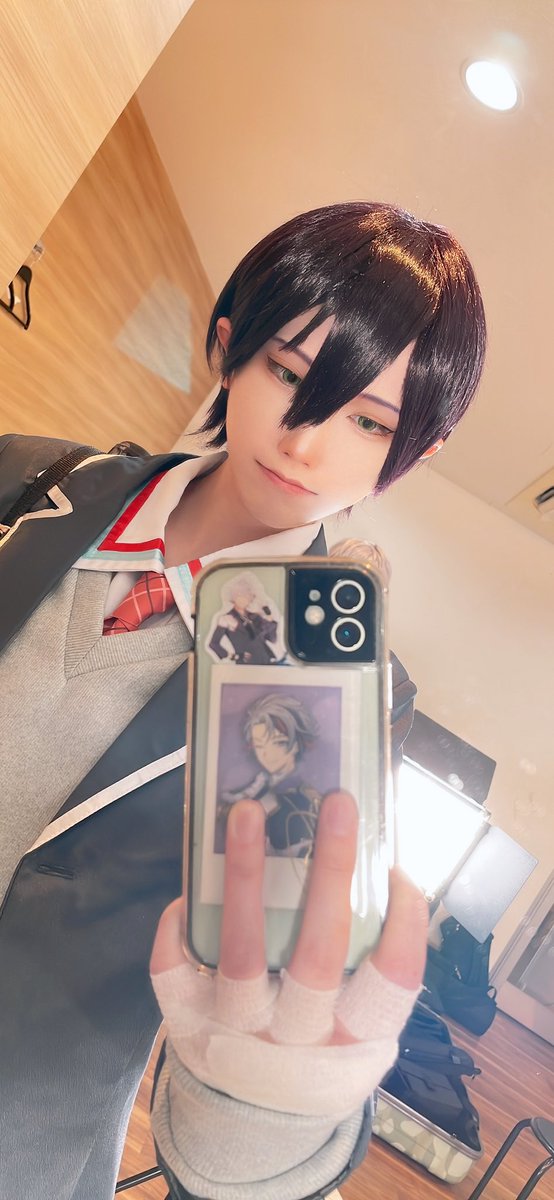 sushi_mf616_'s tweet photo. 本日～！rfmo併せお邪魔してきました🙏
みんな面もスタイルもいい…好きｯ‼️
自分が⚔️で誘われるのめちゃ珍しくてドキドキしたけど、好き勝手できて楽しかったです✌️💜
ずっとケラケラ笑ってしまった楽しい撮影でした～！
4人ともありがとうございました！
またぜひご縁ありましたらまた集いましょ～🫶 https://t.co/mtWDUbLWya