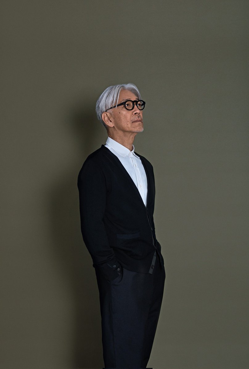 JoCaron12's tweet photo. My Spiritual father in music Sir  Ryuichi Sakamoto 坂本龍一  passed away, after my father. I'm extremely sad. Heart distress just after my own father. May you rest in peace Grand maître. The skies will sing your melodies forever 💔 https://t.co/yafqZ0sNJf