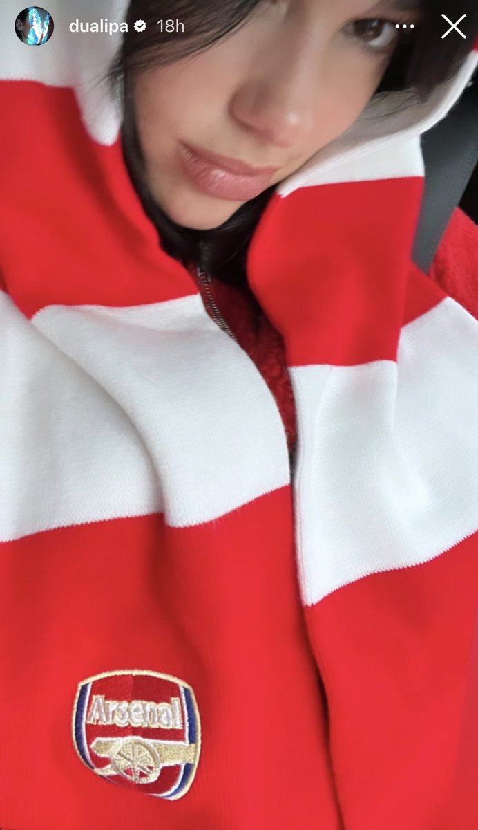 Si Dua Lipa ya me caía bien, ahora mil veces mejor… 

Del #Arsenal, como toda persona de bien.