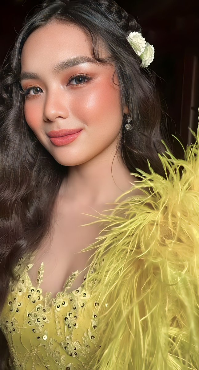 francinaticsofc's tweet photo. 💃💛 @francinecarreld 

#FrancineDiaz https://t.co/oHjl3frjxF