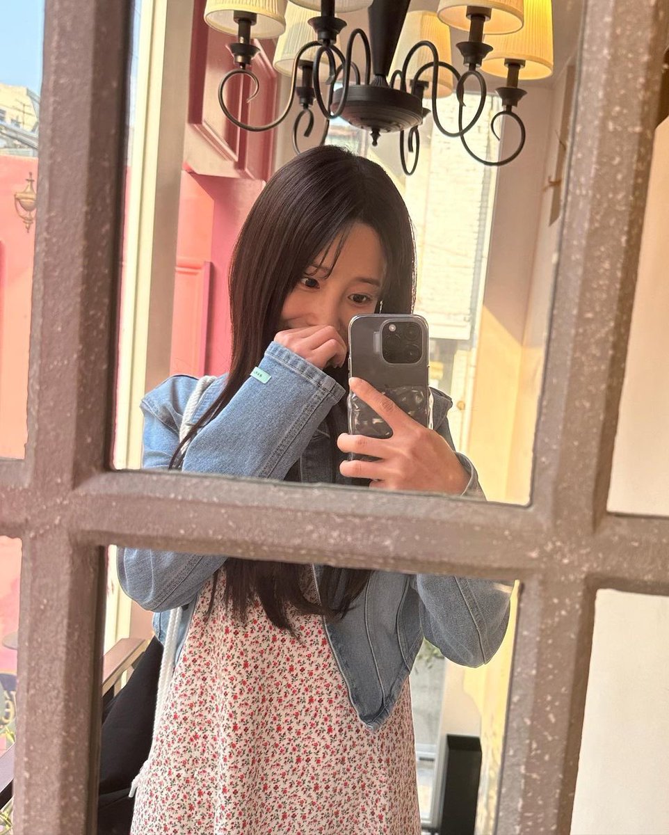 daily_yoojiae's tweet photo. 〖📸〗230402 | #JYAESTAGRAM Update

🔗 https://t.co/SIIl9QvAQb

#유지애 #지애 #YooJiae 
#Lovelyz #러블리즈 #Jiae https://t.co/7Xabe6Fnuf