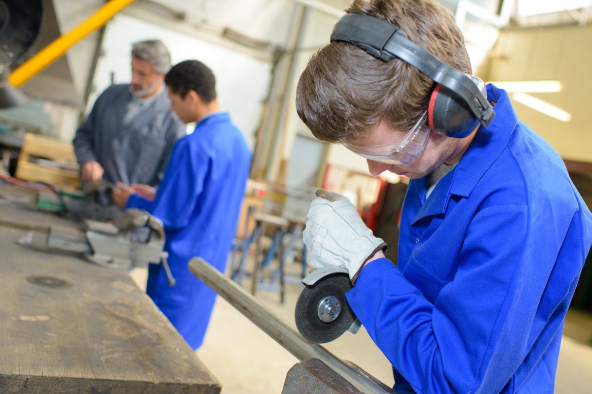 PalmerTool's tweet photo. At Palmer, We Know That When Kids Decide To Go To Tradeschools… It Makes A Lot of Sense. See Why…
VIEW WHY... https://t.co/ccI5QtMZGm

#welding # machinist #TCAT #tradeschool #training #careers #education #humanresources https://t.co/LxByuzzXC3