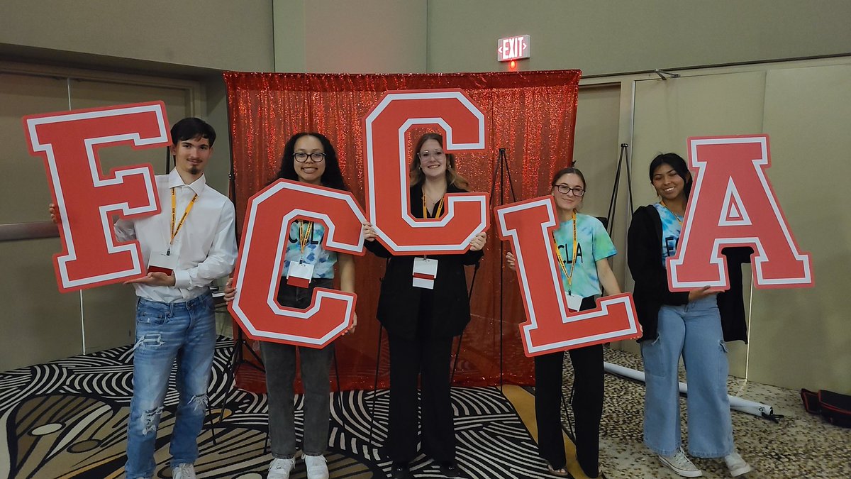 Angela Bolton tweet media