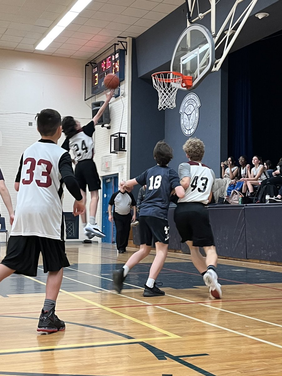 RavensSTA's tweet photo. The grade 7&8 Girls and Boys basketball teams got off to a great start Friday in North Dundas!
The Boys won 38-12 and the Girls managed to close out a close one 13-11.
Way to go Ravens!! Looking forward to next weekโs games!
#goravensgo #schoolsports #schoolbasketball ๐ https://t.co/VFT7xdedkA