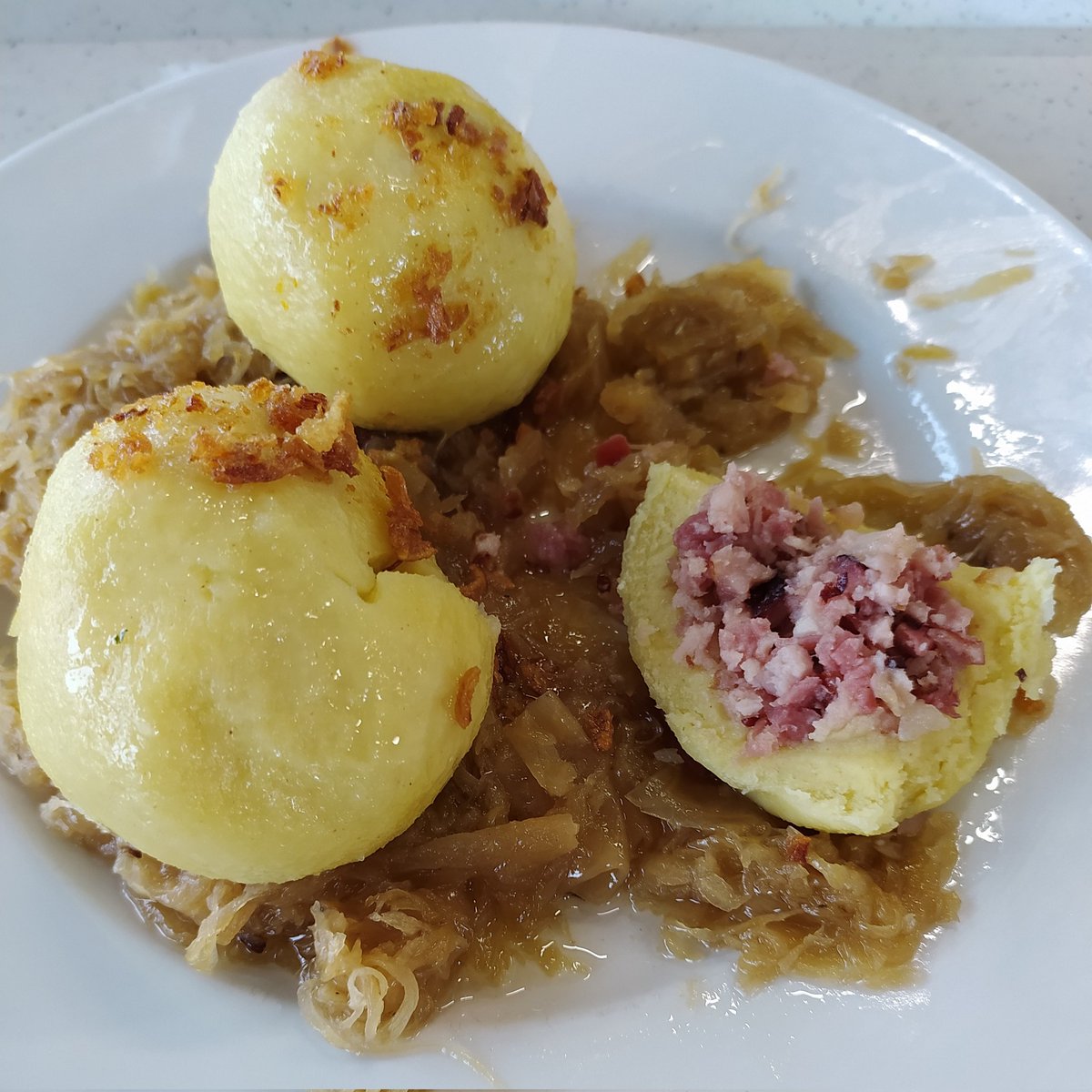 mrcpvs's tweet image. Food in #LMSPrague 
I love it