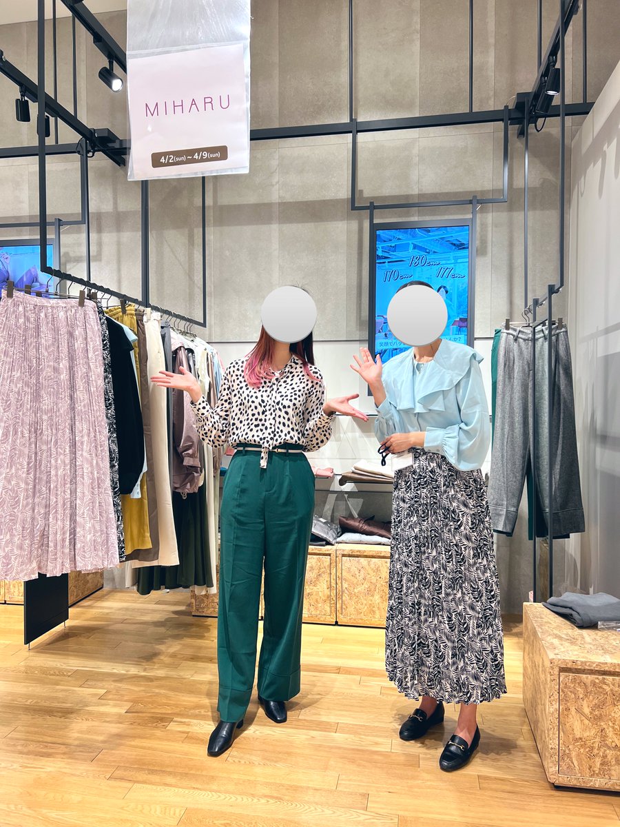 175cmとか180cmの人たちばかりで、普段は頭ひとつ出てしまう長身の方でも「目線が合う感覚」を得られる稀有な場になっていました笑🥹 https://t.co/vb9RG4wjZg