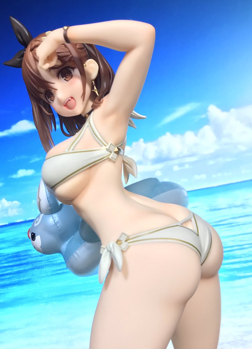 やっとフィギュアをいくつか開封したらチョイスが欲望に正直すぎて真顔になっちゃった 