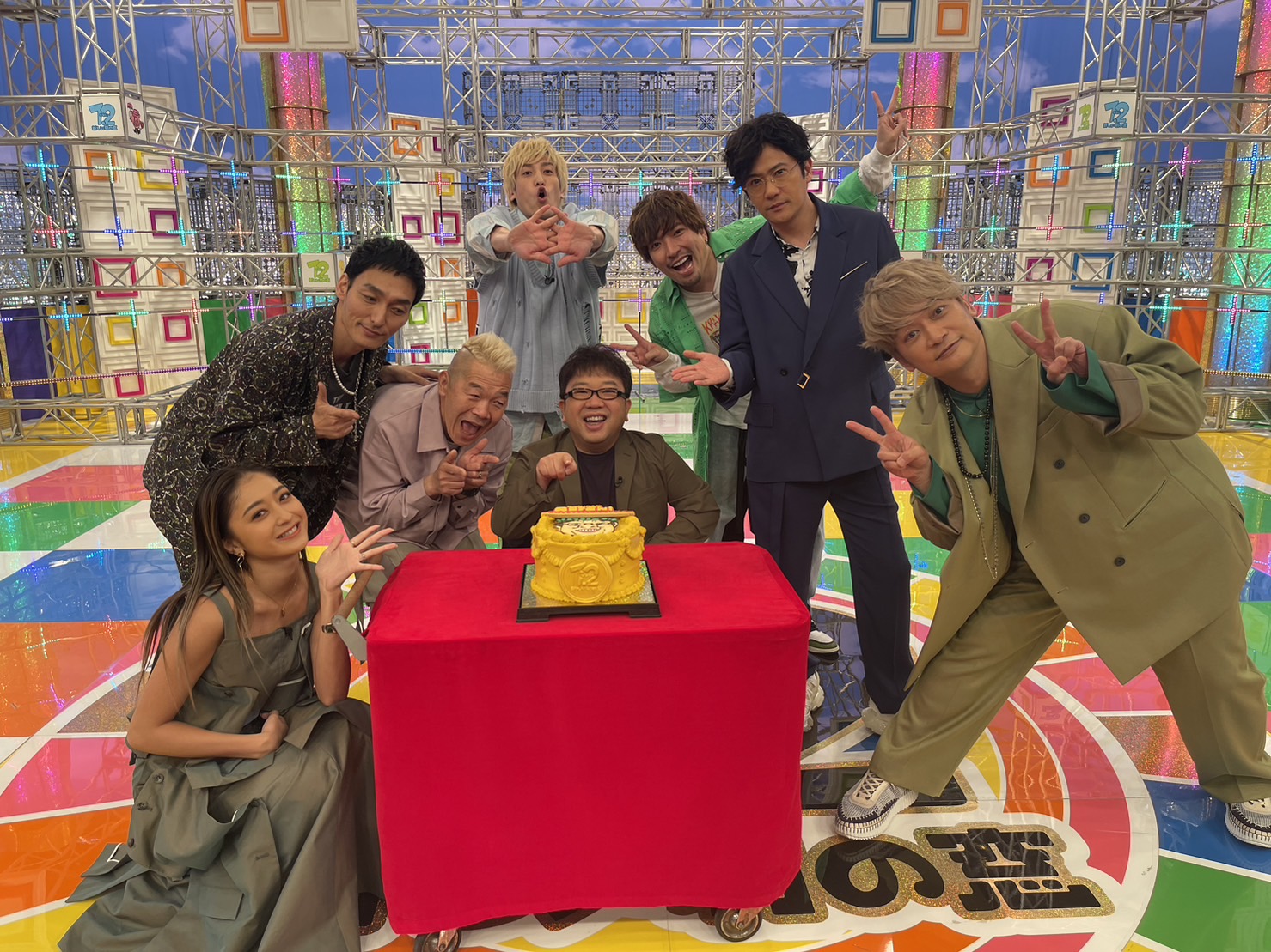 FstqirNacAAWzLP?format=jpg&name=orig