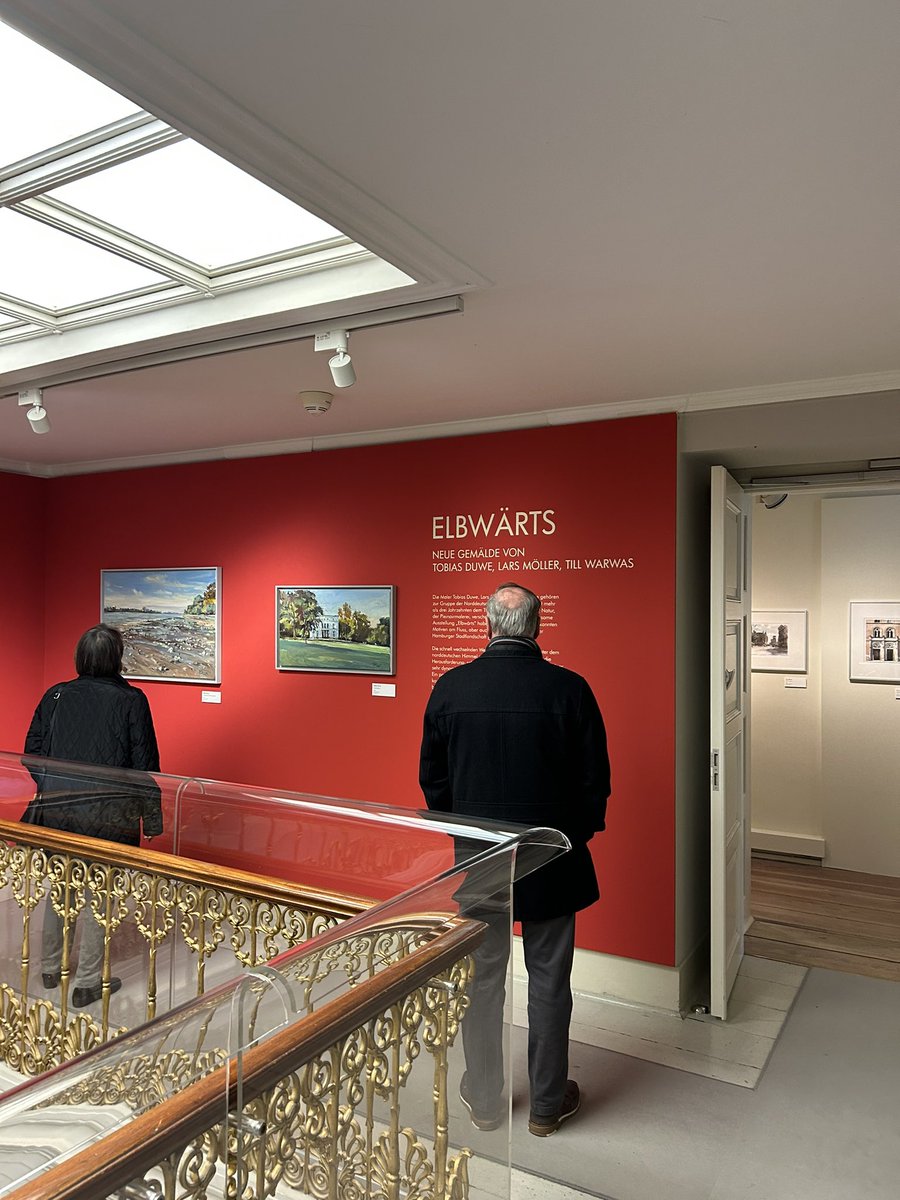 histmuseenhh's tweet photo. Ab heute im #JenischHaus zu sehen: #Elbwärts
https://t.co/thUFYkN5Ol
#Ausstellung #Hamburg #Kunst https://t.co/QeXrP0xeLE