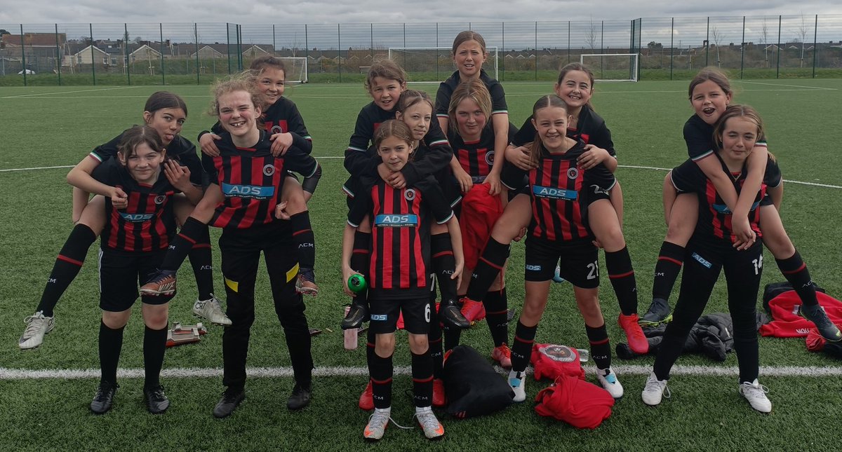 ragged_school's tweet photo. Ragged School 2-4 Evans &amp; Williams 
Under 11 girls football
@EvansWilliamsFC 
@ADS_Limited1 
@westwaleswgl 
#upparagged https://t.co/xR7CROPimZ