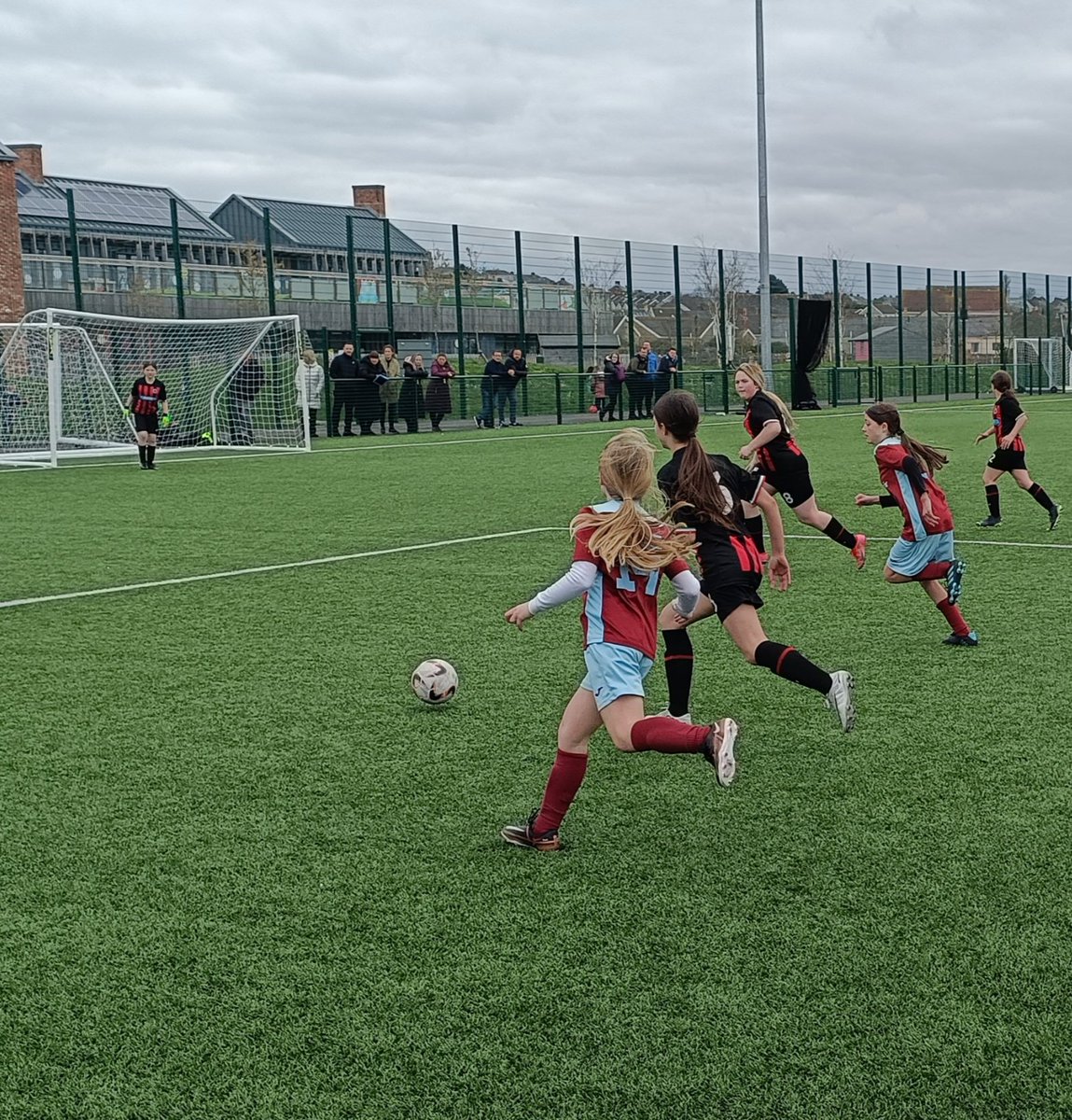 ragged_school's tweet photo. Ragged School 2-4 Evans &amp; Williams 
Under 11 girls football
@EvansWilliamsFC 
@ADS_Limited1 
@westwaleswgl 
#upparagged https://t.co/xR7CROPimZ