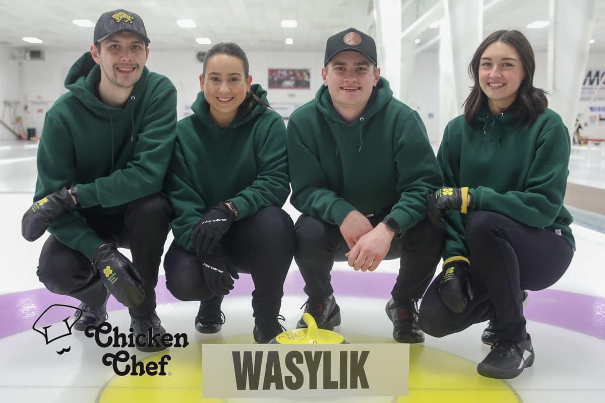 curlmanitoba's tweet photo. Quarter-Final matchups are set at the 2023 Chicken Chef Mixed Provincial Championship! 🥌

QF1: Wiebe vs. Forrester
QF2: Calvert vs. Wasylik

Come down to the @curlAMCC to catch some playoff Sunday action - first draw starts at 10:00am 💛🦬 https://t.co/HkH2jdtDFs