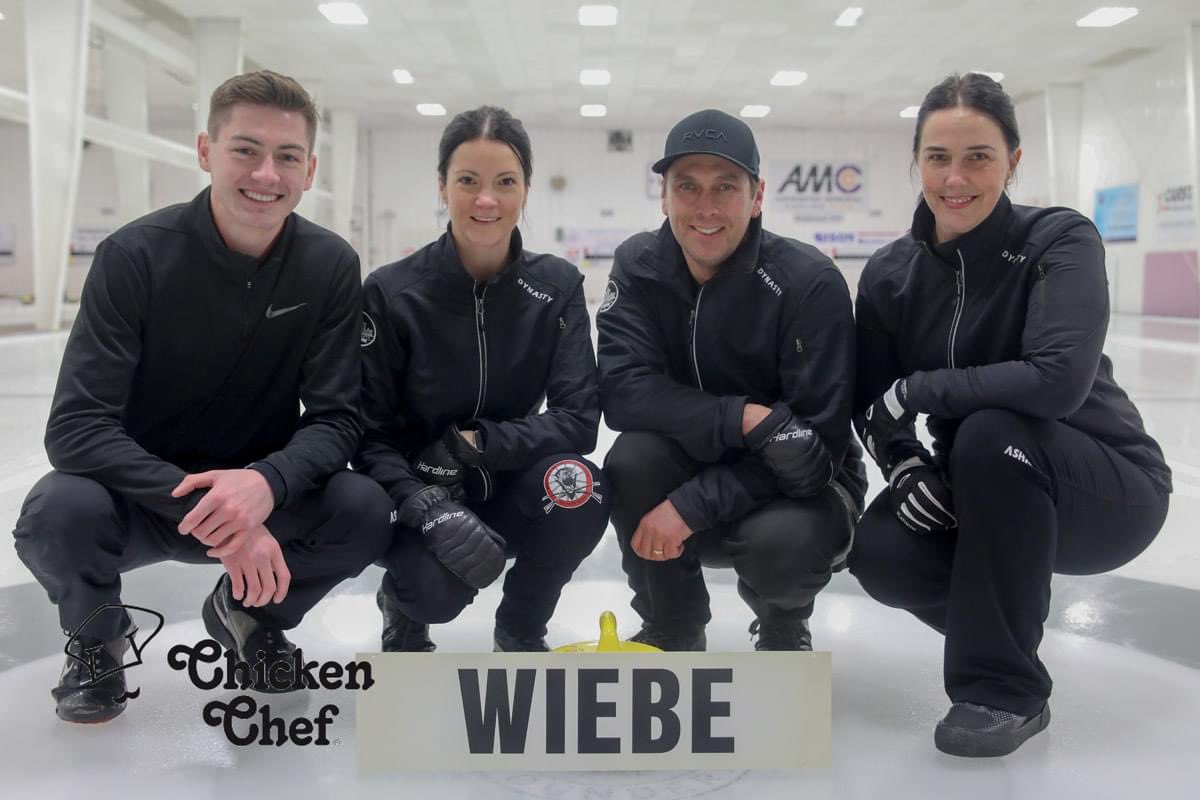 curlmanitoba's tweet photo. Quarter-Final matchups are set at the 2023 Chicken Chef Mixed Provincial Championship! 🥌

QF1: Wiebe vs. Forrester
QF2: Calvert vs. Wasylik

Come down to the @curlAMCC to catch some playoff Sunday action - first draw starts at 10:00am 💛🦬 https://t.co/HkH2jdtDFs