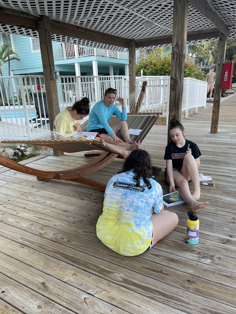 A few snaps that show our evening last night! Our manatee friend liked our new boat! <a href="/smokercraftboat/">Smoker Craft Boats</a> stayed tuned for more photos today!