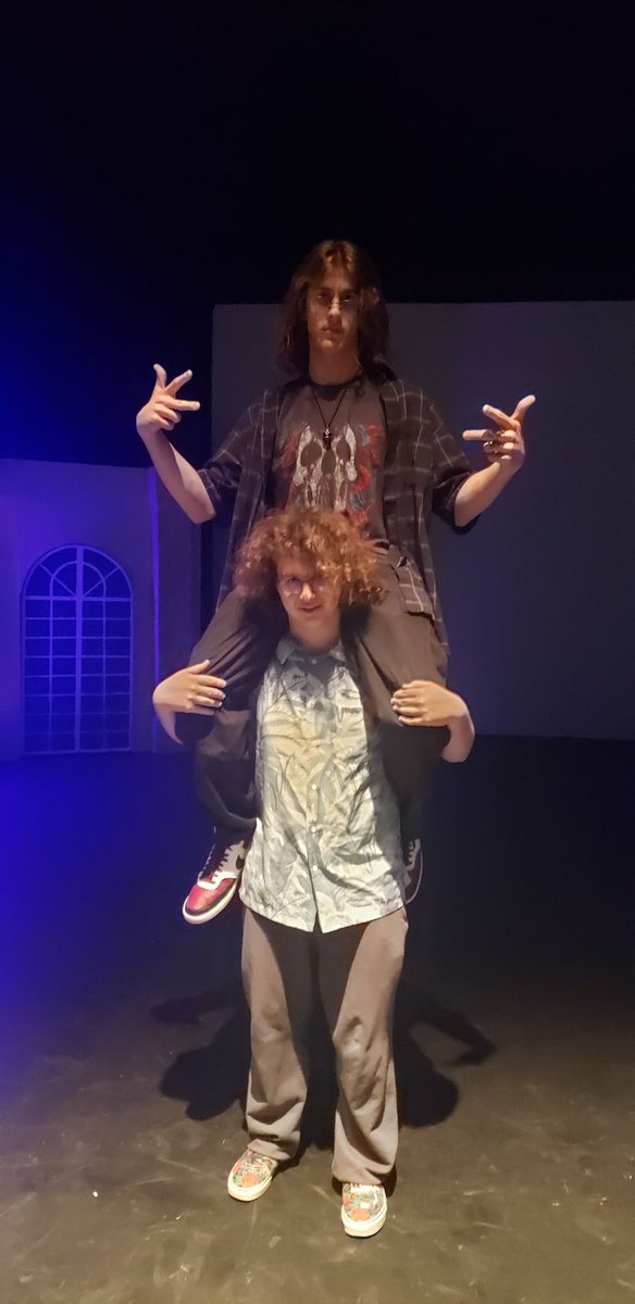 Al*x  tweet media