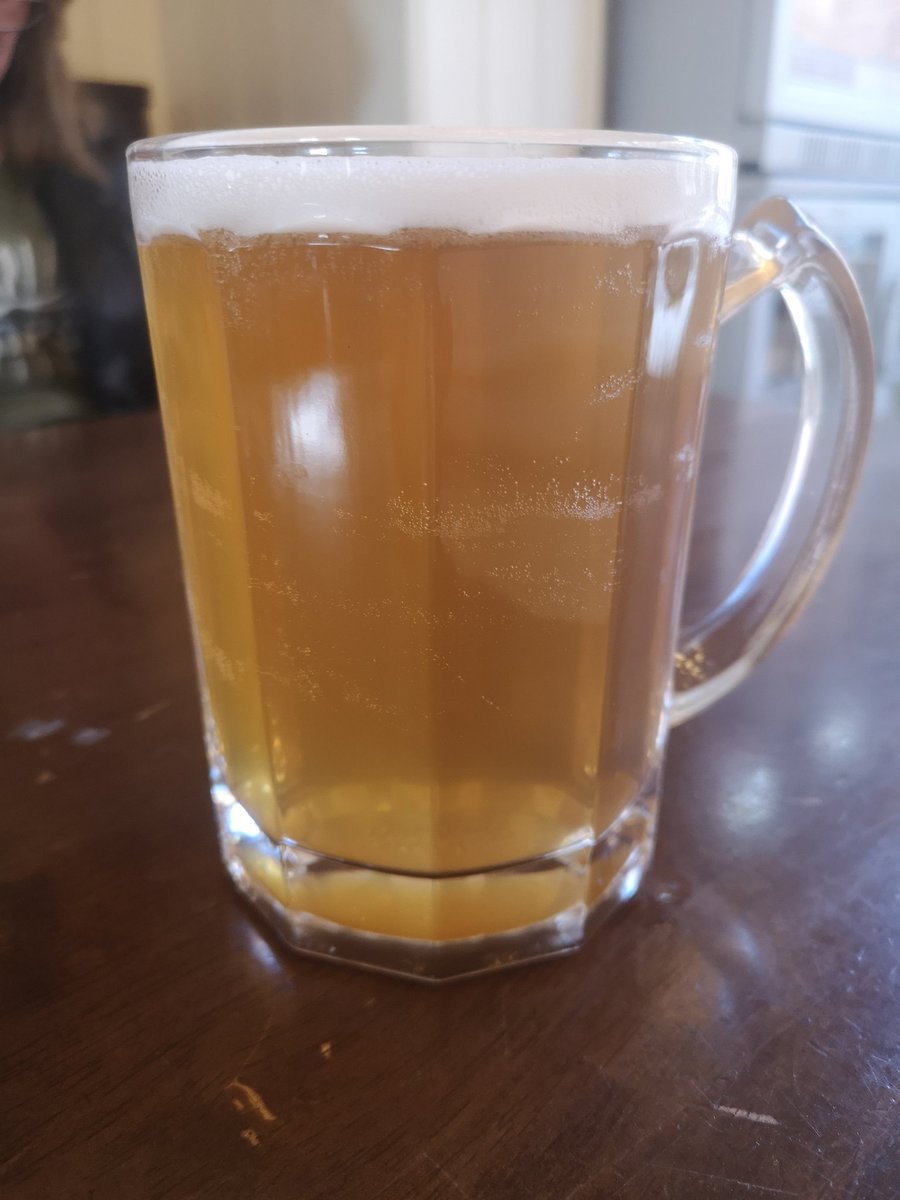 geordiemanc70's tweet photo. .@kernelbrewery #TableBeer on godly cask at @TremblingMad 😁 https://t.co/FpDFCZS3Ph