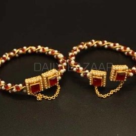 DailyBazaar1's tweet photo. Bangles https://t.co/OHIdFgs2wm.
#Earrings #bestEarrings #ForWomens https://t.co/kxuL8ceBPG