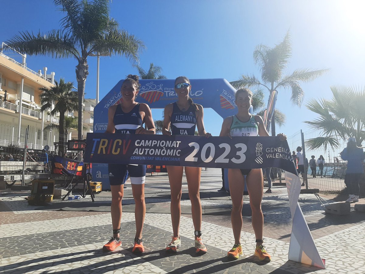 Federació de Triatló de la Comunitat Valenciana (@triatlocv) on Twitter photo 🏆CAMPIONAT AUTONÒMIC DE TRIATLÓ SPRINT
🔛Ara sí, la temporada de triatló ha començat i ho ha fet en Gandia amb autonòmic.
Enhorabona xiques!
🥇Sara Alemany <a href="/UAtriatlon/">UA Triatló</a>
🥈Sara Vilic <a href="/UAtriatlon/">UA Triatló</a>
🥉Yaiza Sáiz <a href="/CEABetera/">Club Triatló CEA Bétera</a>
<a href="/trigandia/">CLUB TRIATLÓ GANDIA</a> 🏆CAMPIONAT AUTONÒMIC DE TRIATLÓ SPRINT
🔛Ara sí, la temporada de triatló ha començat i ho ha fet en Gandia amb autonòmic.
Enhorabona xiques!
🥇Sara Alemany <a href="/UAtriatlon/">UA Triatló</a>
🥈Sara Vilic <a href="/UAtriatlon/">UA Triatló</a>
🥉Yaiza Sáiz <a href="/CEABetera/">Club Triatló CEA Bétera</a>
<a href="/trigandia/">CLUB TRIATLÓ GANDIA</a>