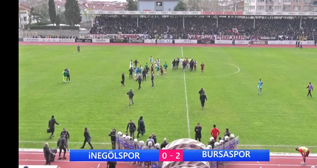 kanalno16's tweet photo. ▶Bursaspor Tribün liderleri ev hapsinde
▶Sözde inegöt'lü 10 kişilik tribüncüler maç öncesi münferit bir Bursaspor'lu taraftarı darp etmeye çalışıyor
▶90 dk kendi şeherine küfür eden istanbul sempatizanı aptallar.

Sonuç olarak 👇
#İnegölspor 0-2 #Bursaspor https://t.co/R2uavnczzZ