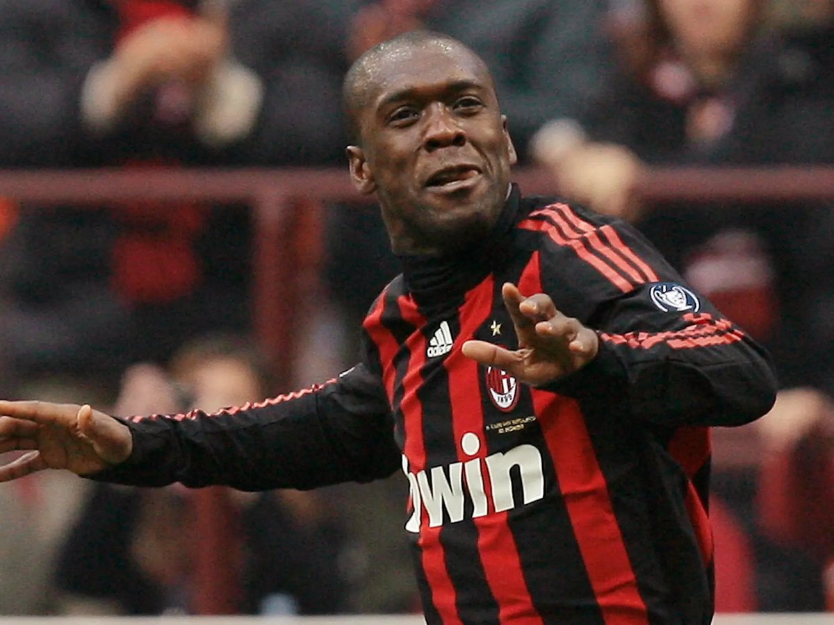 var_nu's tweet photo. Clarence Seedorf🇳🇱- Botafogo🇧🇷

72 matches 24 goals in Série A 2012-14 https://t.co/4annohKQj2