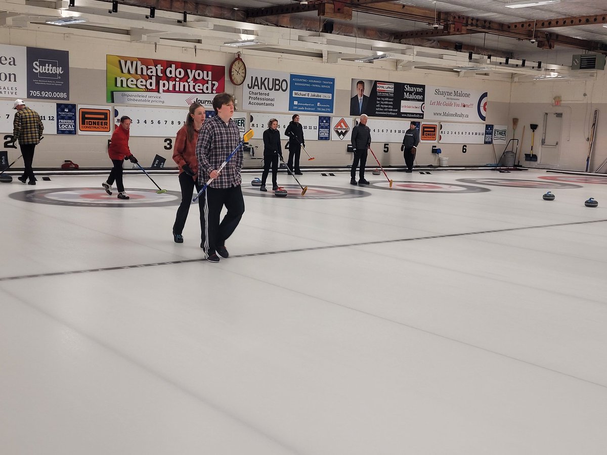 NCUCmunityCntr's tweet photo. Sunday, Sunday, Sunday; a day for #Sundaybreakfastspecial before hitting the ice and rocking it! Sunday of The Spiel has started! Who do you think is going to win it all? Tell us in the comments!  #curlingrocks #sudburyontario #thespiel https://t.co/yRE48s2Nb6