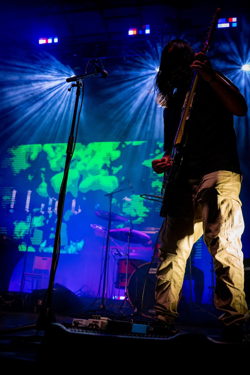 kwonstyles's tweet image. Some shots I took of this band and UIC Spark last year. Yea I do photography too 😏. If you’re down to shoot something fun dm me.