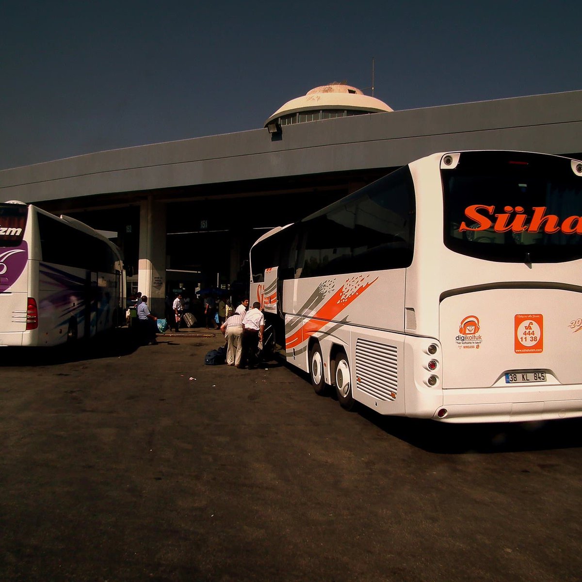 #nigdehibritistiyor
<a href="/DrHasanUslu/">Hasan USLU 🇹🇷🥇</a> 
<a href="/NOHUniversitesi/">Niğde Ömer Halisdemir Üniversitesi</a> 
Otobüslere binip tekrar gitme dileğiyle