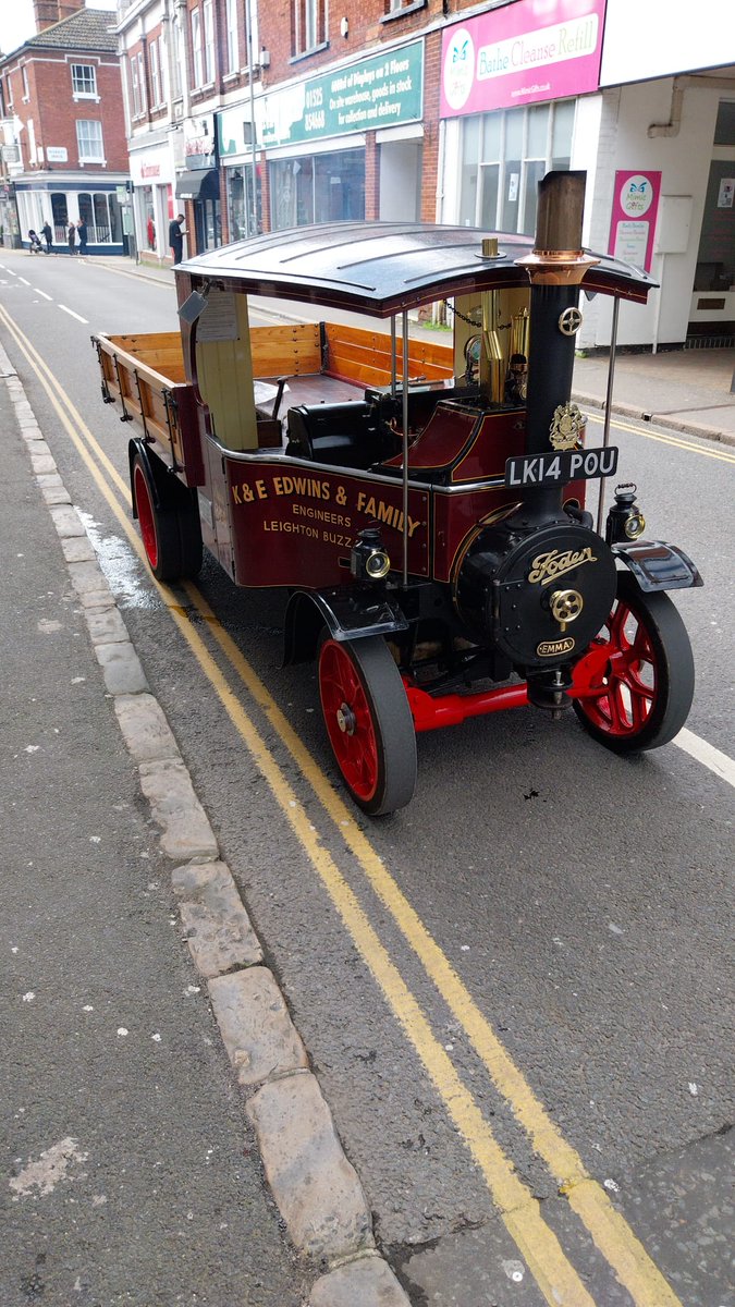 baldbuzzard4u's tweet photo. Currently parked outside the Bald Buzzard.
We are open until 5pm https://t.co/LFzomGHkcJ