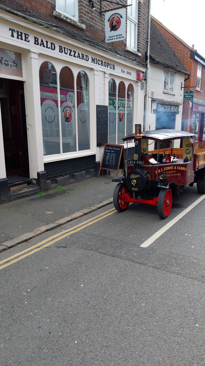 baldbuzzard4u's tweet photo. Currently parked outside the Bald Buzzard.
We are open until 5pm https://t.co/LFzomGHkcJ