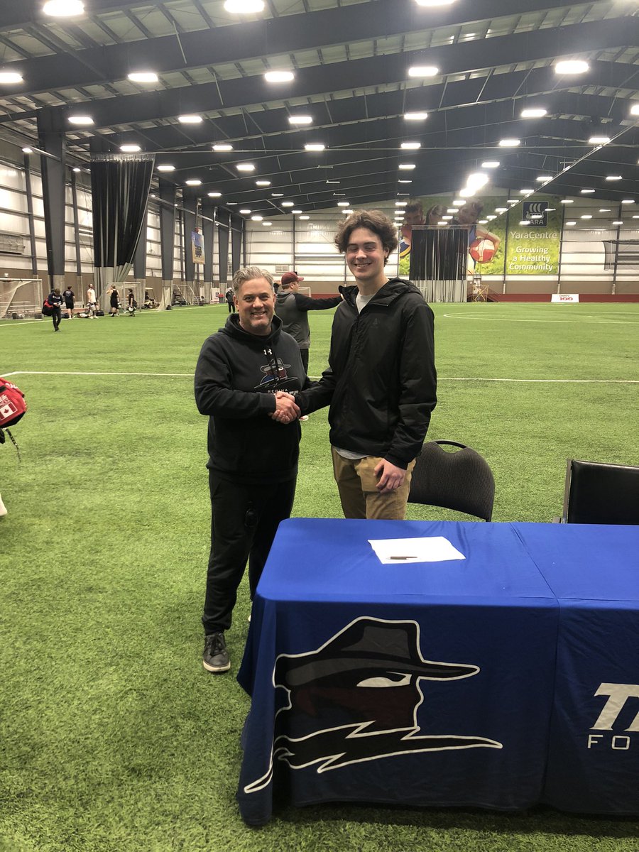 Looking forward to Lewis Rogers from <a href="/FootballSask/">Football Sask</a> futures &amp; provincial champion <a href="/MelfortComets/">Melfort Comets</a> wearing <a href="/reginathunder/">Regina Thunder</a> colours. We like his height &amp; size but especially how he uses that to his advantage. This coachable LB already has good technique but still has a high ceiling!