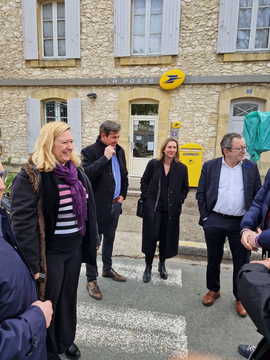 AnnickCousin_RN's tweet photo. Aujourd'hui, je me suis rendue au Comice Agricole de #Castillonnes qui est l'un des plus anciens de notre territoire.
Il est important d'apporter notre soutien au milieu agricole qui va connaître des difficultés dans les mois à venir avec les aléas climatiques. https://t.co/1xiUSzvNCb