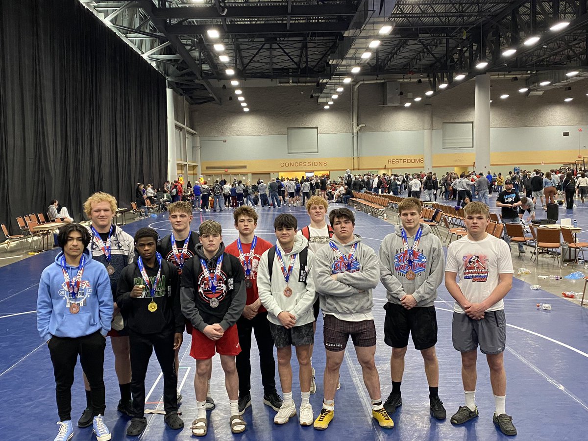 huskerland1's tweet photo. 11/12 team placed 3rd and has 11 of the 14 reach All-American status! https://t.co/y1pe8he3eM