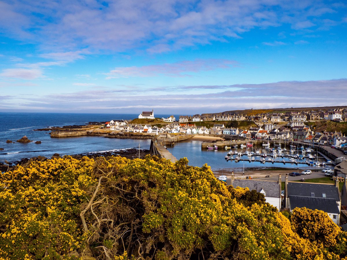 alan_crichton's tweet photo. @jim___frost Ahh. Just missed you by a day π #Findochty #Finechty π #Moray Great aerial shots. A whole new perspective. Must investigate this drone business π€ https://t.co/1rNBAPEP13