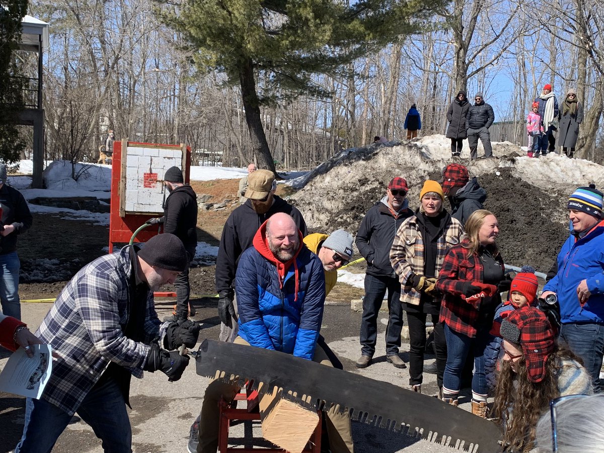 Festival des Sucres <a href="/museoparc/">Muséoparc Vanier</a> #Vanier #MonOttawa @snstevenson <a href="/GoodGuyCP/">Chris Penton</a> <a href="/MonaFortier/">Mona Fortier 🇨🇦</a> <a href="/MathieuFleury/">Mathieu Fleury</a> <a href="/PlanteSteph613/">Stéphanie Plante 🇨🇦🇨🇭</a> <a href="/LucilleCollard/">Lucille Collard</a> <a href="/OttawaCrier/">Daniel Richer</a>