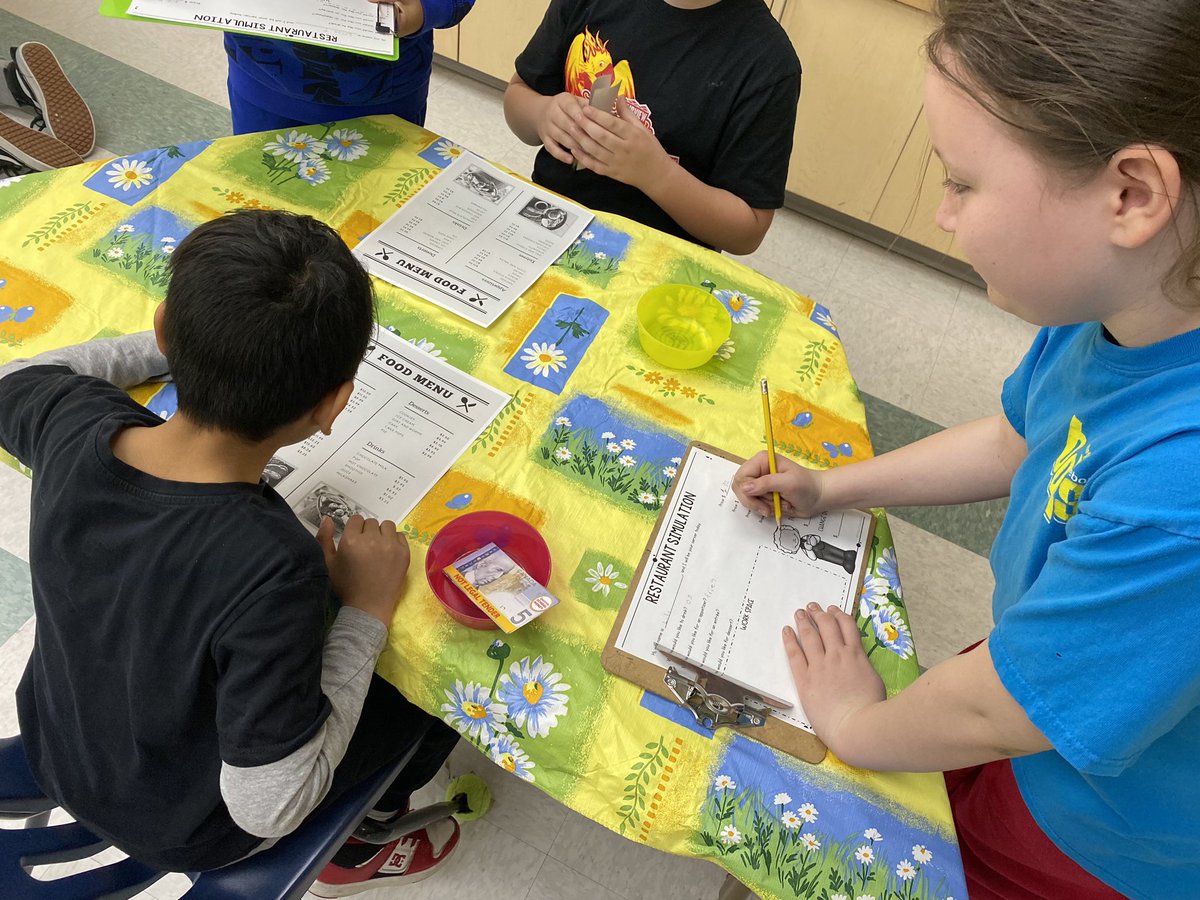 AdrienneInnes's tweet photo. Decimal Diner Day in Room 11! 🥳💕 Learning to add and subtract decimals by ordering menu items then paying our bill! 💕 #handsonmath @FVSpecialPlace https://t.co/IzOAz7zFn4