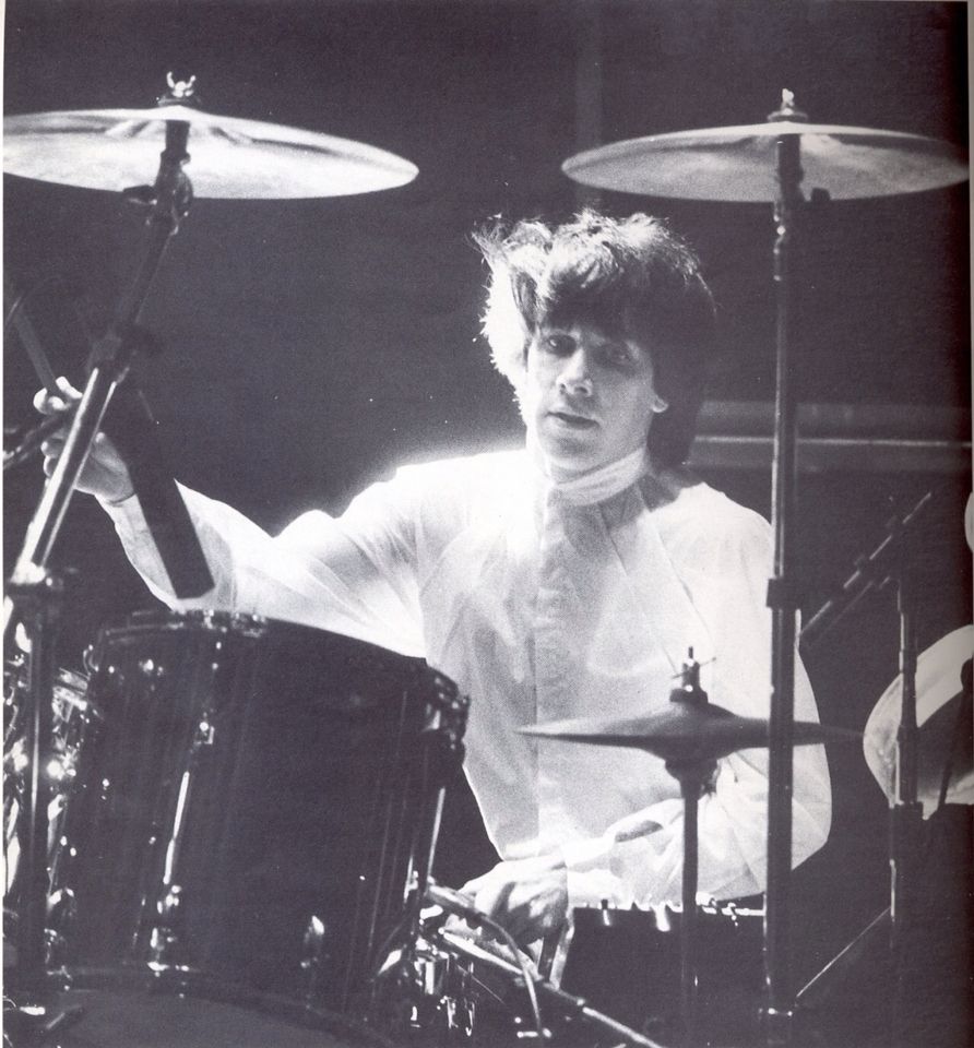 Happy birthday, David Robinson!
Here's to the man who puts the heartbeat in Heartbeat City. 💓🥁