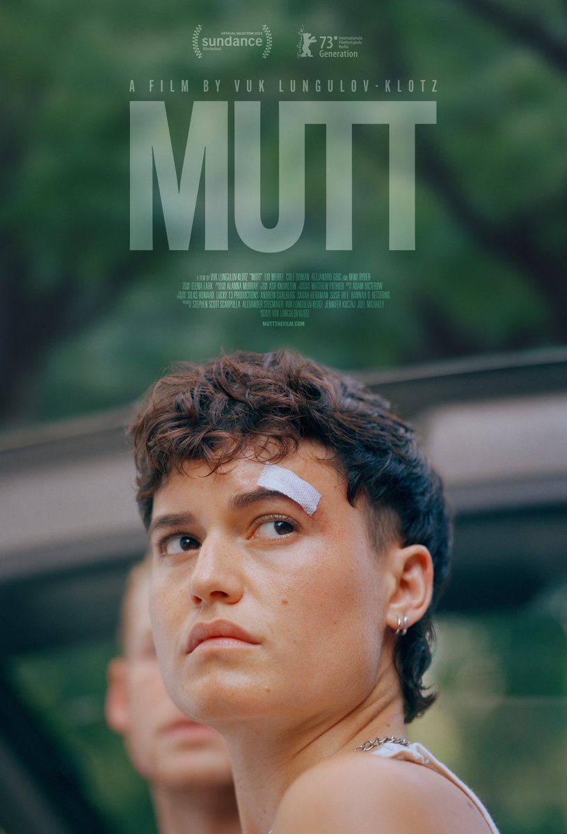 Mutt:
Son yıllarda trans bireylerin hikayelerinin filmlerde daha görünür olması sevdirici. Hem Sundance hem de Berlinale’de gösterilen bu film, New York’da yaşayan ve geçmişi ile bağlarını koparmaya çalışan, genç bir trans erkeğin, bir gününü anlatıyor.
#Berlinale2023