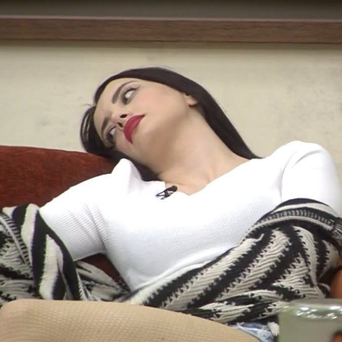 ilkk_nnurr's tweet photo. Ağız tadıyla bir program izleyemedik yaaaa #kismetseolur #elsim https://t.co/Y4uCMXqdH4